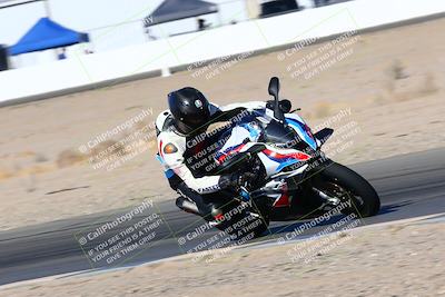 media/Jan-08-2022-SoCal Trackdays (Sat) [[1ec2777125]]/Turn 15 Inside (950am)/